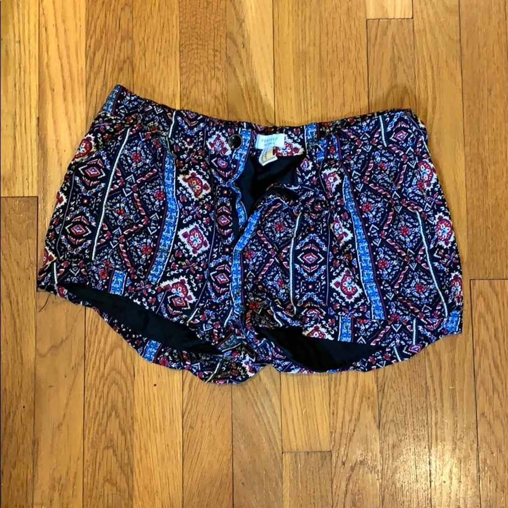 Forever 21 pattern shorts